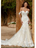 Ivory Lace Tulle Sweet Wedding Dress With Horsehair Trim